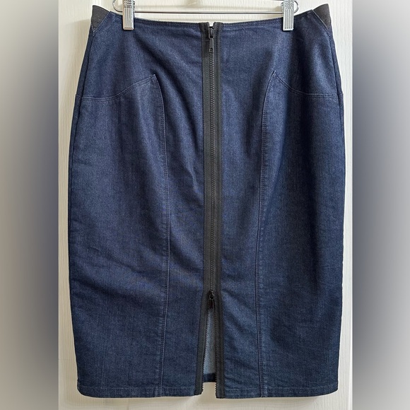 Lafayette 148 New York Denim Collection Pencil Skirt Back Full Exposed Zipper - Picture 6 of 6